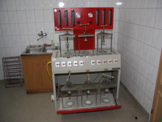 Used Form Test WE 6 MM Water Permeability Tester for Sale (Auction Premium) | NetBid Industrial Auctions